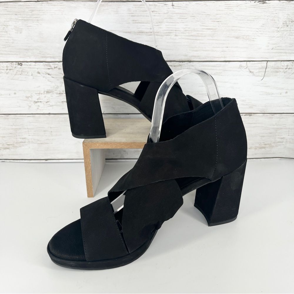 EILEEN FISHER Marla Strappy Sandal in Black Leather Size 9 NWOT - Picture 4 of 14
